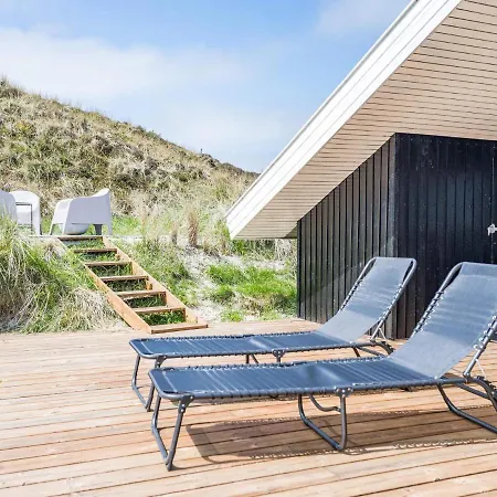 Holiday Henne Xiv Holiday home *